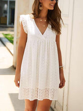 Fashion V neck Loose Lace Shift Dresses