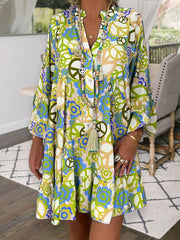 V NECK BUTTONED DOWN ABSTRACY PRINTED DRESSES