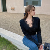 Vintage Knitted Shirts Ladies Casual V-Neck Lace Slim Blouse and Tops Spring Korean Style Shirt Female Elegant
