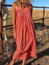 Red Sleeveless Shift Dresses