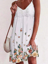 White Sleeveless Floral Paneled Lace Dresses