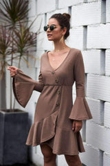Fashion Knit Falbala V neck Mandarin sleeve Skater Dresses