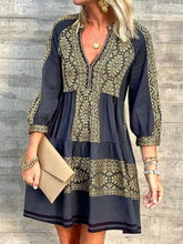Fashion Gored Print V neck Long sleeve Shift Dresses