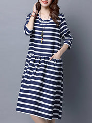 Crew Neck Slit Pocket Contrast Piping Striped Skater Dress