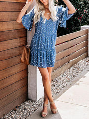 Snowflake printed deep V collar wave point cake dress Shift dresses