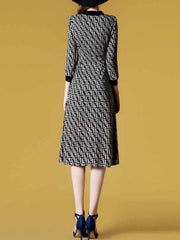Elegant Geometric Slit Knitted Dress