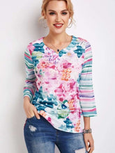 Fashion Floral print V neck Three quarter sleeve T-Shirts
