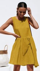 Women Loose Sleeveless Shift Dresses