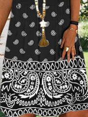 Black Printed Casual V Neck Shift Dresses