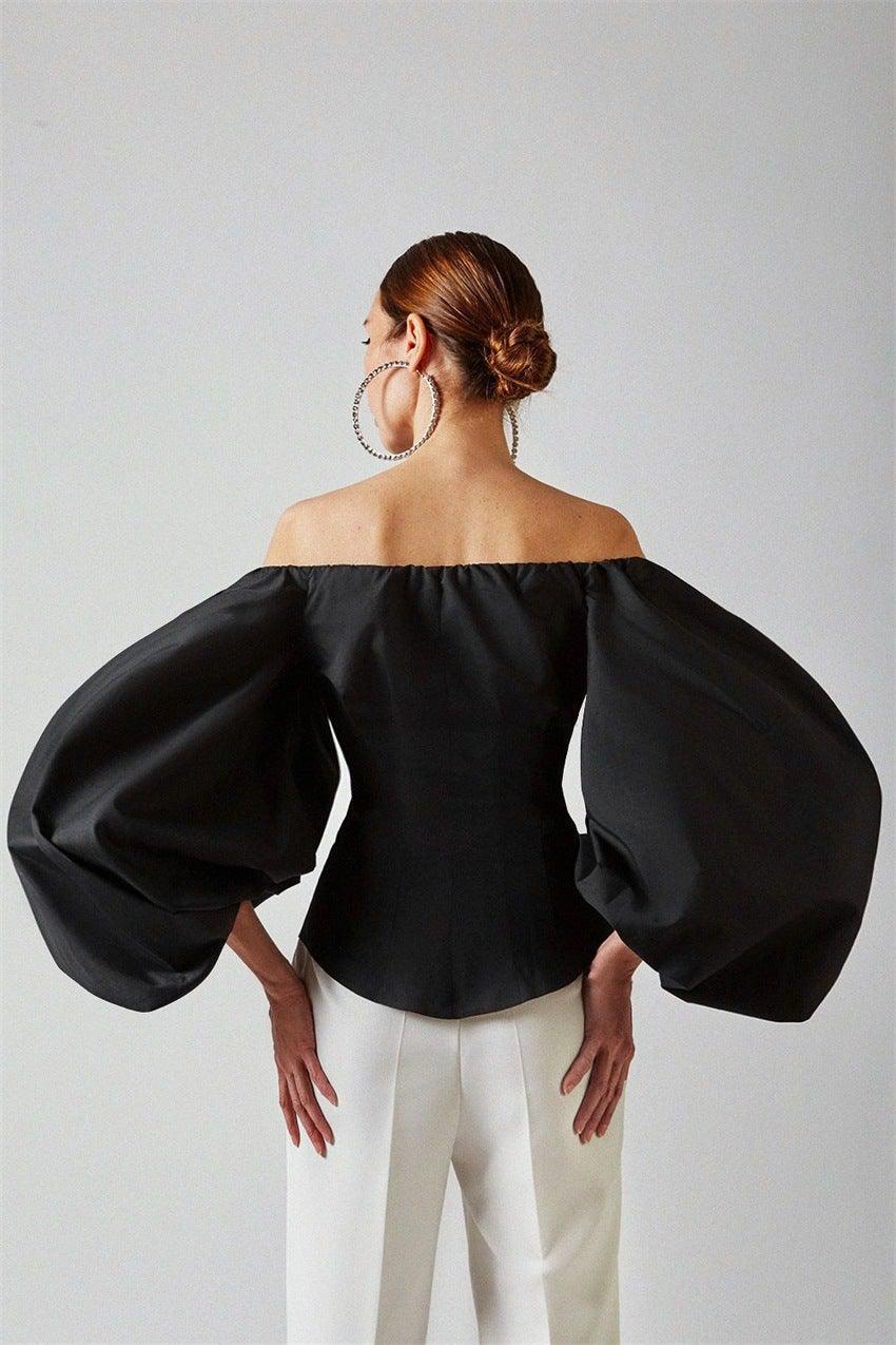 Long-sleeved bubble sleeves leaking shoulder shirt