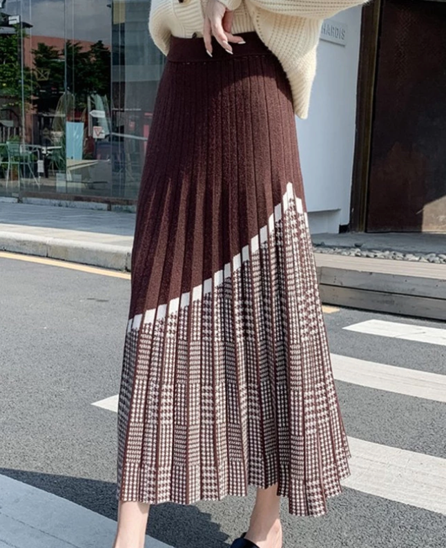 ELLADA PLEATED SKIRT