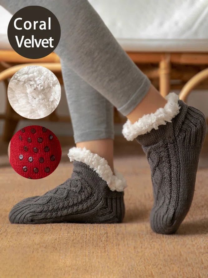 Leisure Home Coral Fleece Twist Pattern Floor Socks Pile Socks Autumn Winter Warm Thick Socks