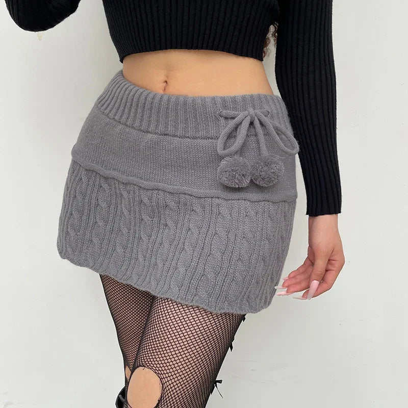 Knitted Low Waist Preppy Style Skirt