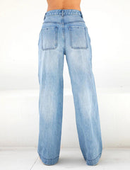 Loose High-Waisted Wide-Leg Jeans