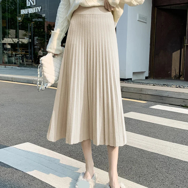 New Knitted Solid Color Pleated Long Skirt