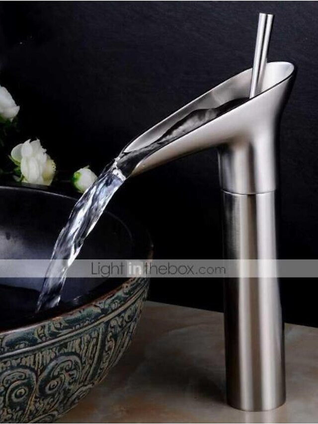 Bathroom Sink Mixer Faucet Waterfall Traditional Antique Brass, Retro Style Washroom Basin Taps Single Handle One Hole Deck Mounted, Monobloc Bathroom Faucet with Hot and Cold Hose