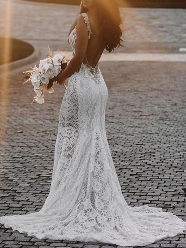 Beach Open Back Sexy Boho Wedding Dresses Mermaid / Trumpet V Neck Sleeveless Court Train Lace Bridal Gowns With Appliques 2023 Summer Wedding Party, Women's Clothing