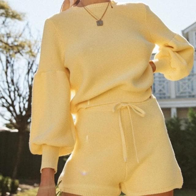 2 Pieces Sweater Set Pullover and Shorts Fashion Sport Wear O-Neck Tops High Waist 2 Piece