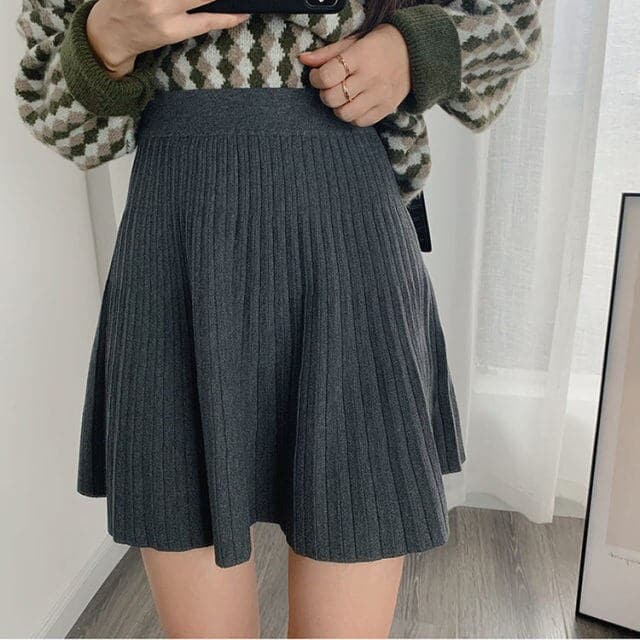 Knitted Autumn and Winter High Waist Pleated Skirt A- Line Skirt Short Skirt