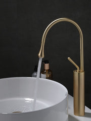 Bathroom Sink Mixer Faucet Brushed Gold Tall Deck Mounted, High Arc Vessel Tap Single Handle One Hole Standard Spout Wahsroom Basin Taps with Cold and Hot Water Hose