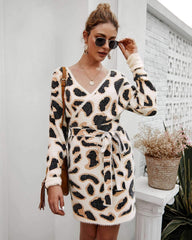 Fashion Plush Point Print Long sleeve V nevk Skater Dresses