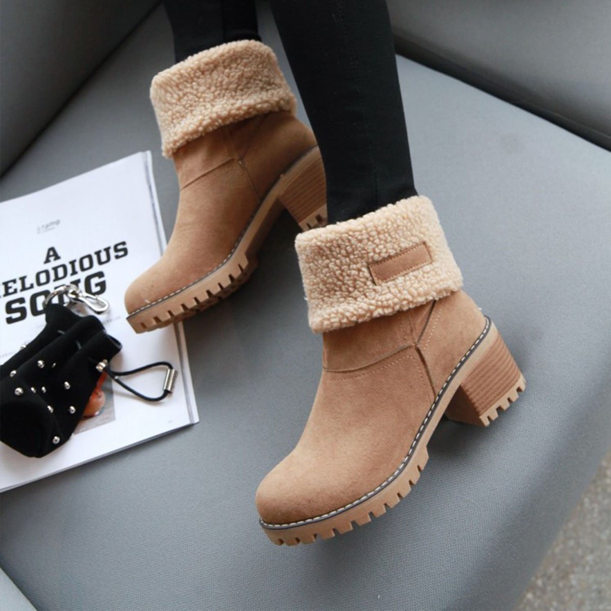 Plain Chunky Mid Heeled Date Ankle Boots