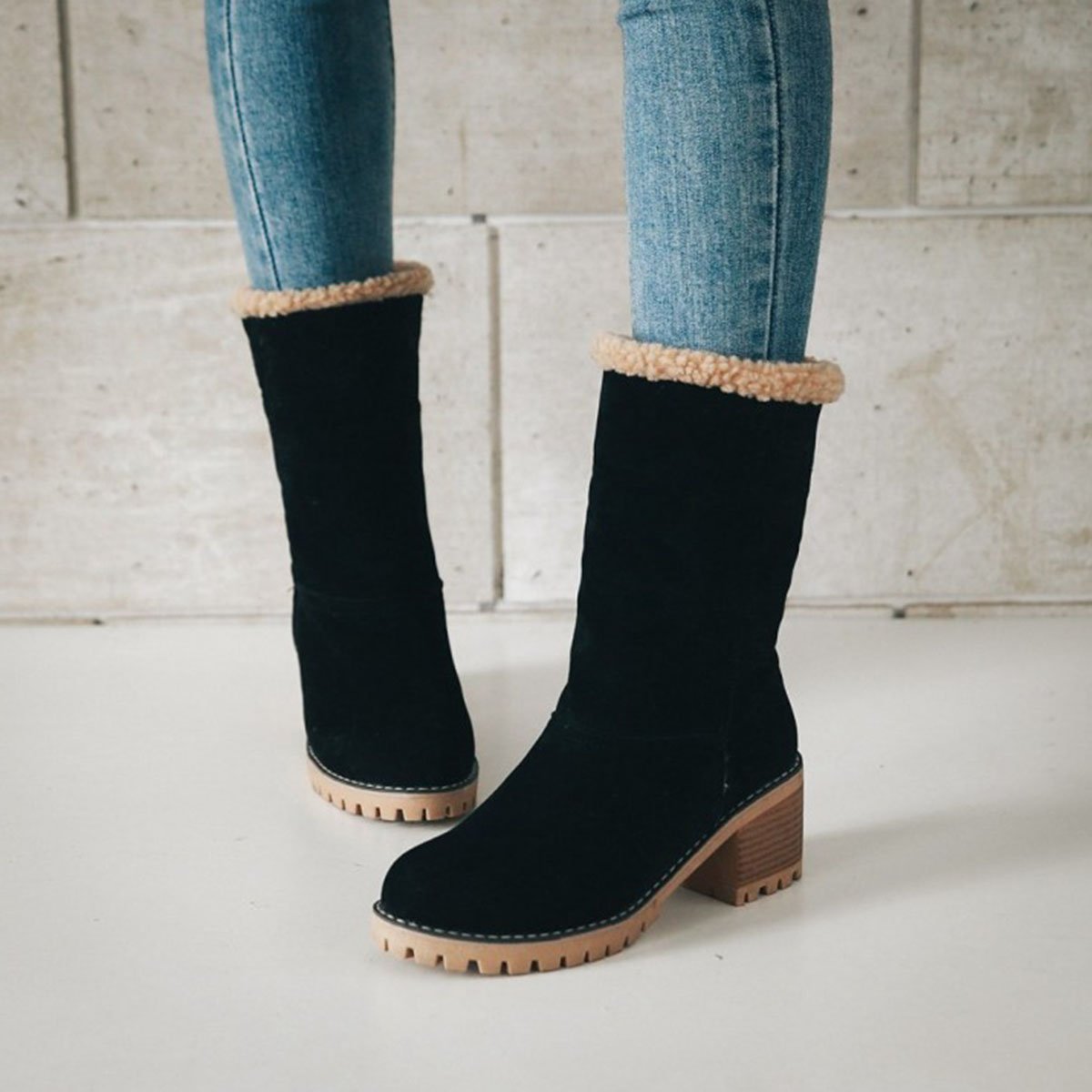 Plain Chunky Mid Heeled Date Ankle Boots