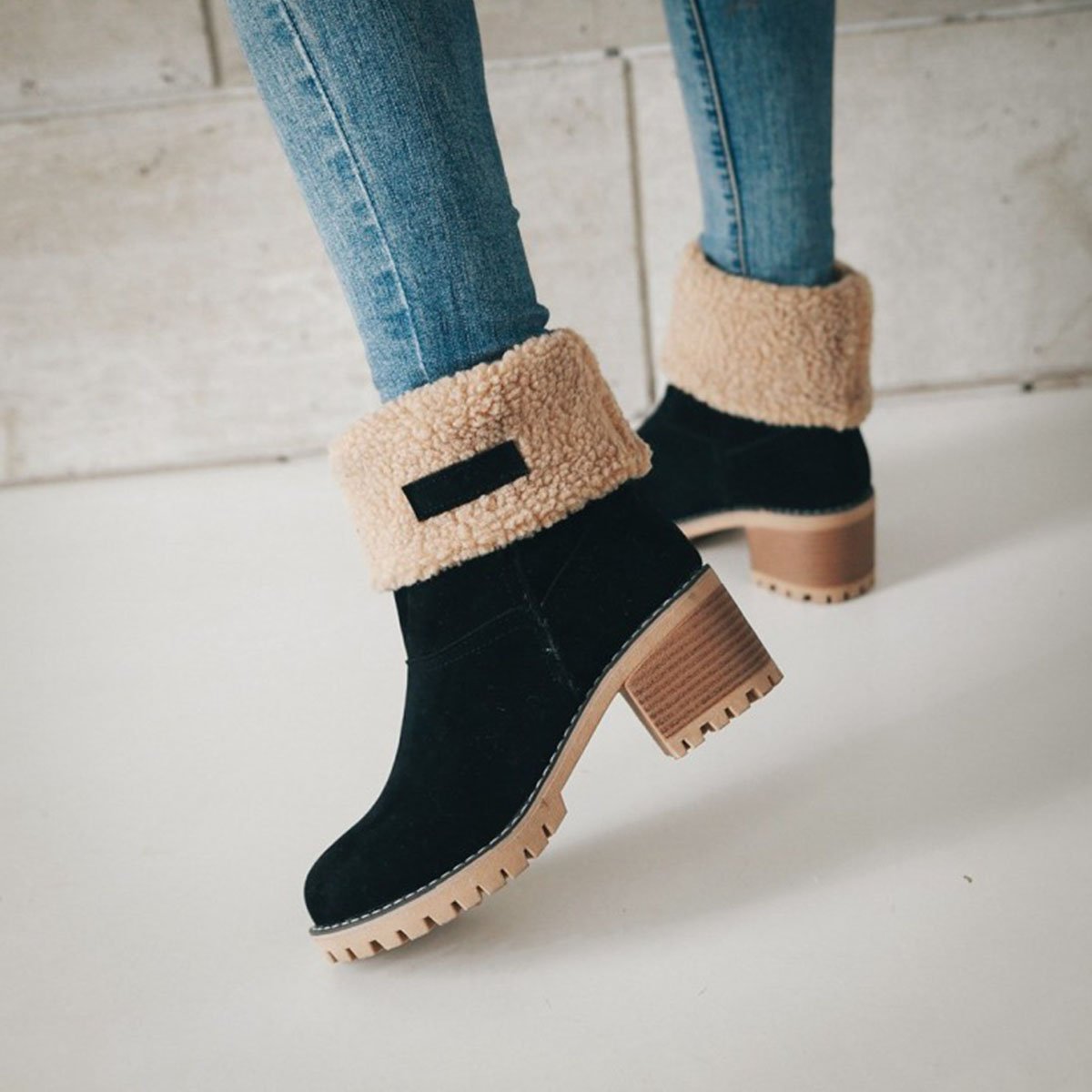 Plain Chunky Mid Heeled Date Ankle Boots