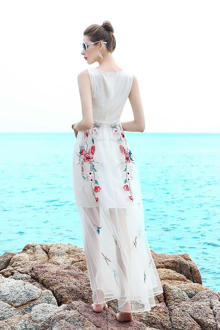 Embroidery sexy sleeveless large swing midi dress