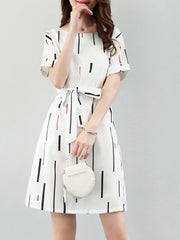 Round Neck  Belt  Printed Skater Dress