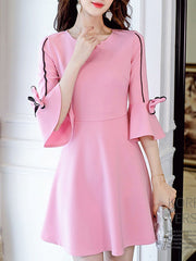 Round Neck Bowknot Contrast Trim Bell Sleeve Skater Dress