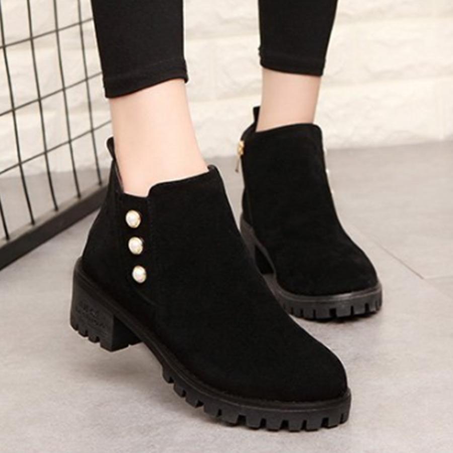 Plain  Chunky  Low Heeled  Velvet  Round Toe  Date Ankle Boots