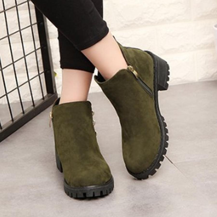 Plain  Chunky  Low Heeled  Velvet  Round Toe  Date Ankle Boots