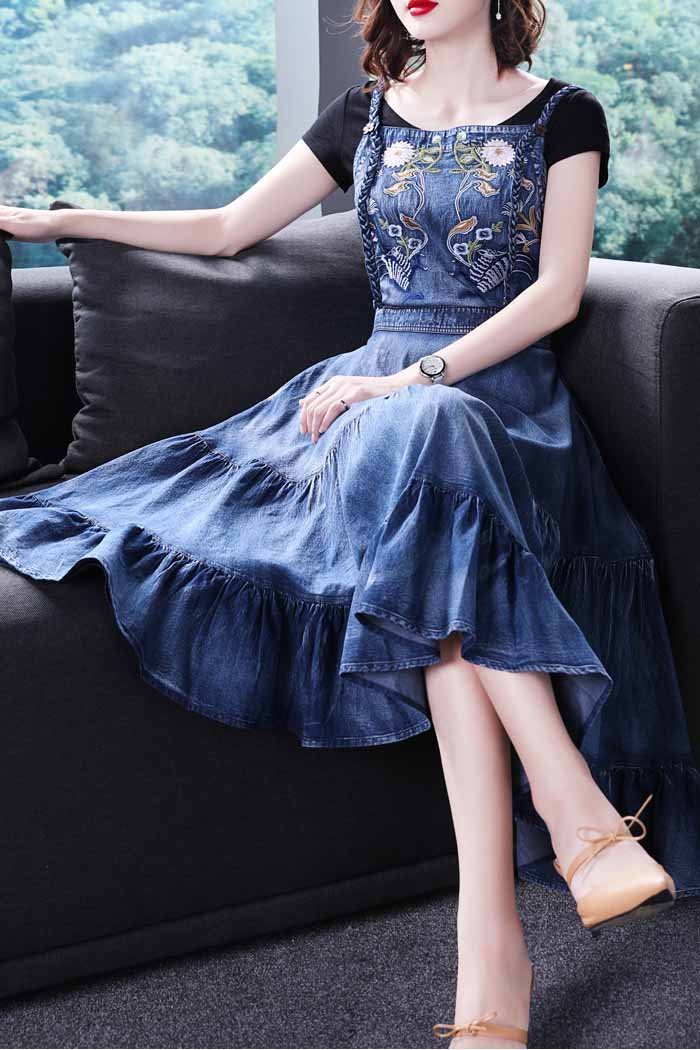 Cowboy embroidery strap denim midi dress