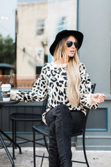 Round Collar Leopard Print Long Sleeve Sweaters