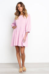 Round Neck Lantern Sleeve Pleated Casual Dresses