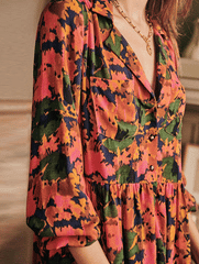 Casual Loose Floral print Lapel Three quarter sleeve Gored Fastener Shift Dresses