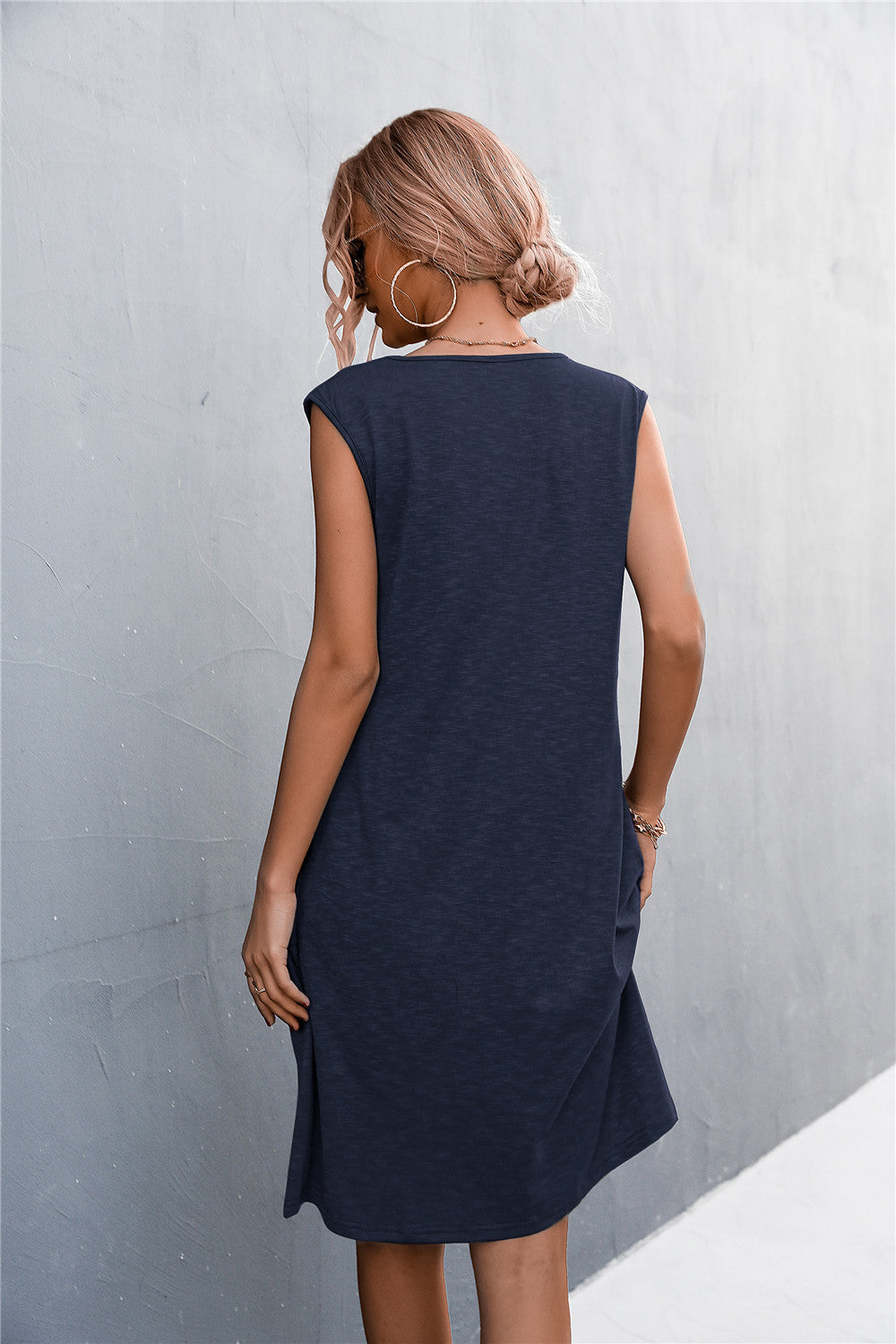 V neck plain sleeveless women elegant Shift Dresses