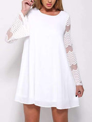 Round Neck Lace Patchwork Flare Sleeve Mini Dress