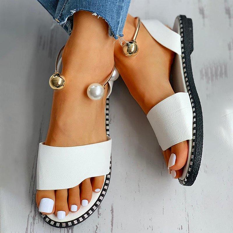 Pearl Buckle Simple Lady Sandals