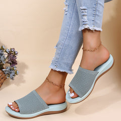 Women casual platform round toe sandals