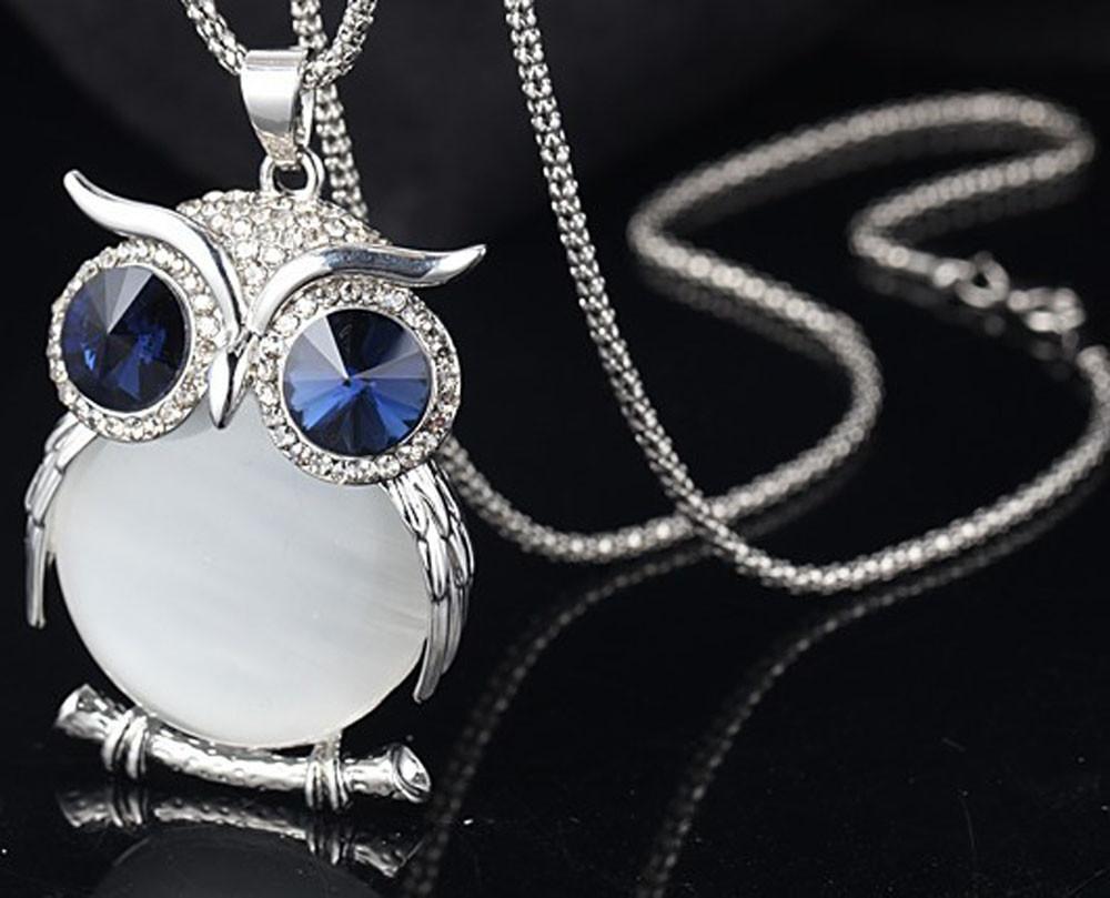 Woman Crystal Owl Pendant Rhinestone Necklace